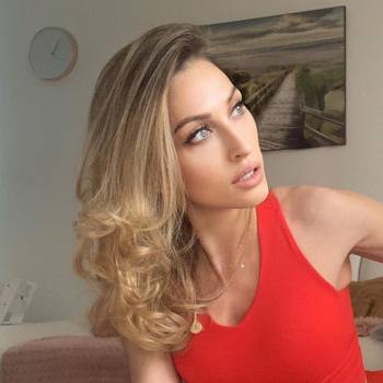 Denisa S.