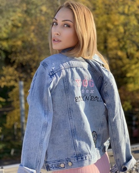 Denisa S.