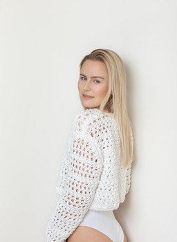 Anna L.