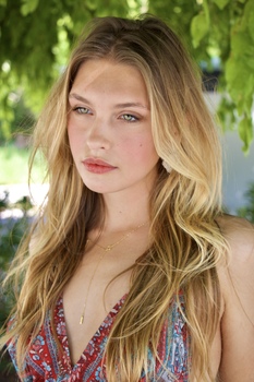 Anna S.
