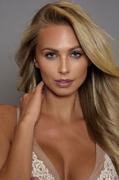 Aneta  M.