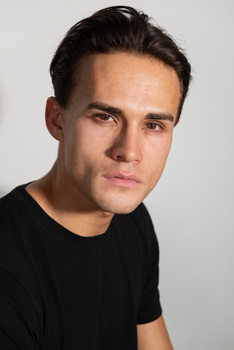 Marco E.