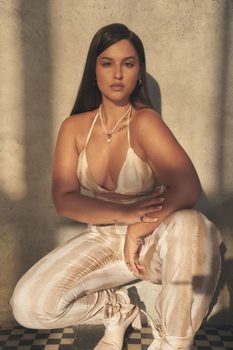 Gabriela  J.