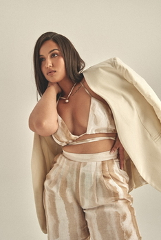 Gabriela  J.