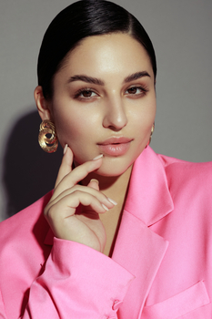 Gabriela  J.