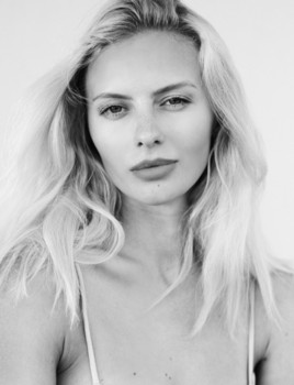 Yana V.