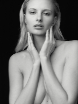 Yana V.