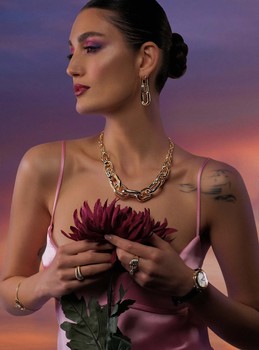 Anna GR.