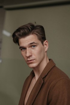 Adrian P.