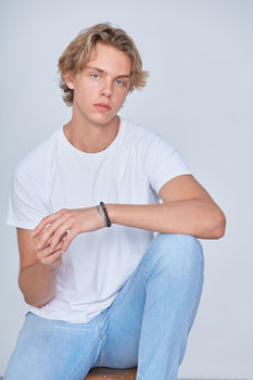 Leo S.