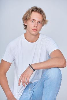 Leo S.