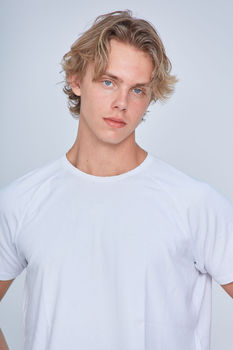 Leo S.