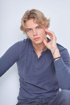 Leo S.