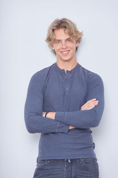 Leo S.