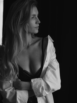 Elisa L.