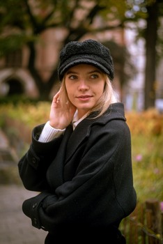 Elisa L.
