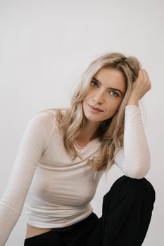 Elisa L.