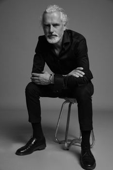 Robert R.