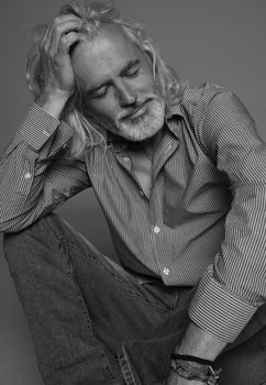 Robert R.