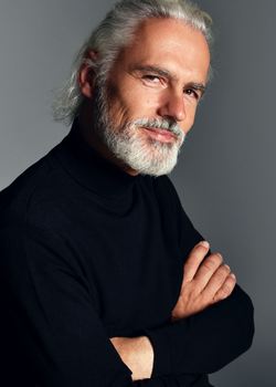 Robert R.