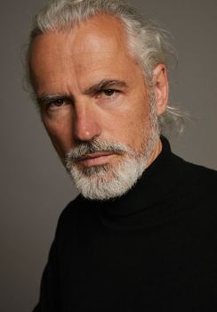 Robert R.