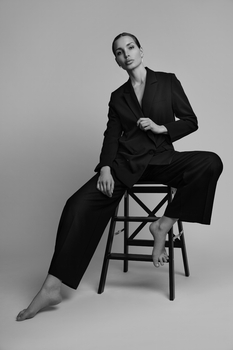 Linda B.