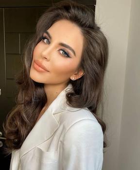Khristina S.