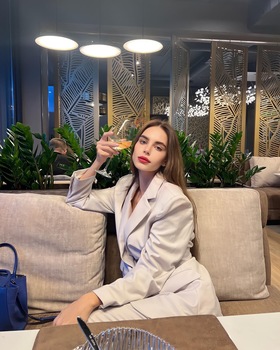 Khristina S.