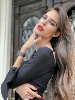 Khristina S.