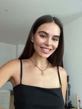 Khristina S.