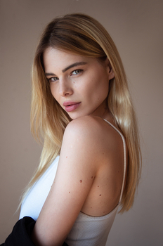 Sara E.