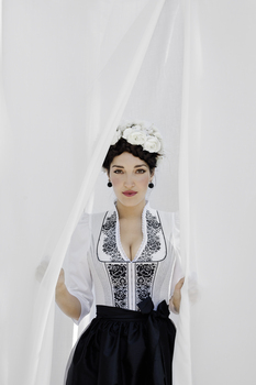 Celina  O.