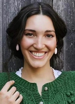 Celina  O.