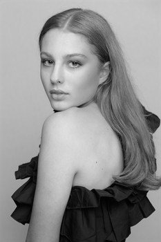 Helene  F.