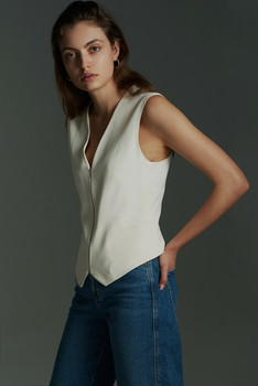 Claudia L.