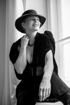 Urzula  B.