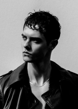 Damian G.
