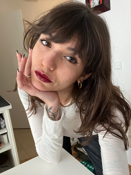 Adrienne  Aszlan