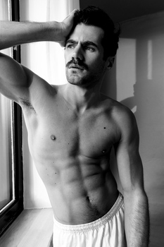 Darek W.