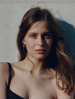 Hania L.