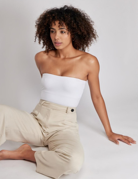 Nicole 