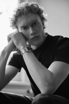 Hidde  B.